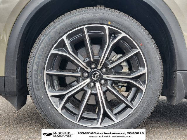 Certified 2025 MAZDA CX-70 Plug-In Hybrid w/ Premium Pkg AWD/4WD image 10