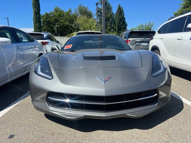 Used 2016 Chevrolet Corvette Stingray Coupe RWD image 2