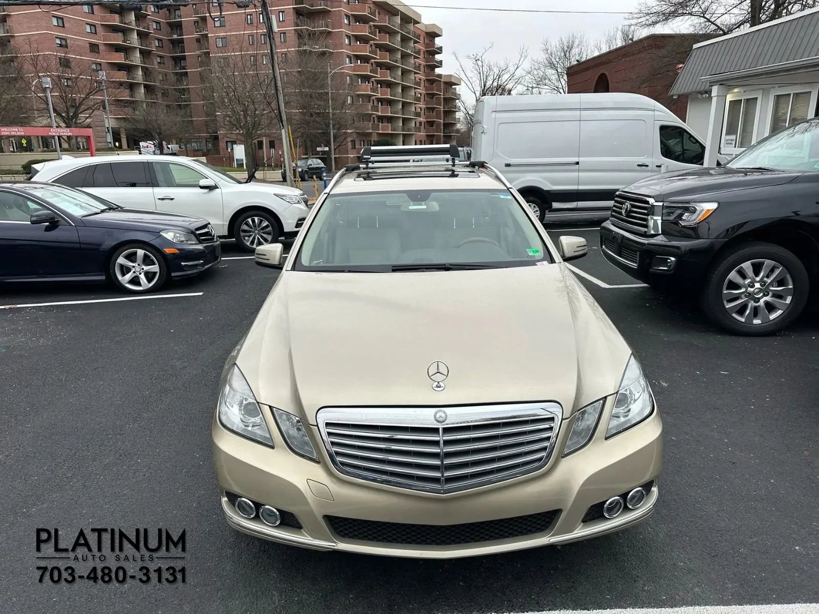 Used 2011 Mercedes-Benz E 350 4MATIC Wagon image 4