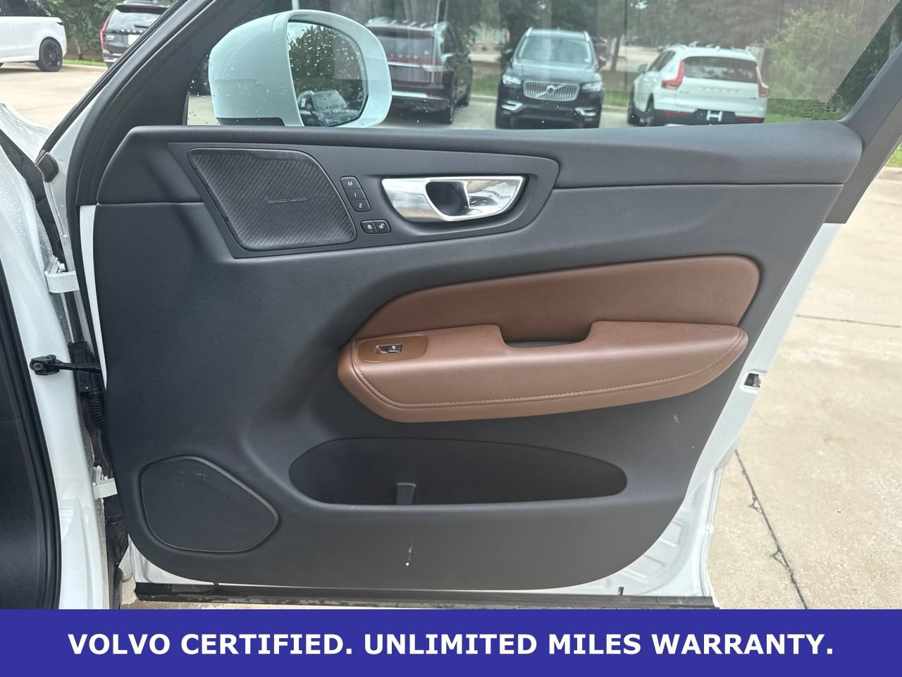 Certified 2023 Volvo XC60 B5 Ultimate w/ Climate Package AWD/4WD image 10