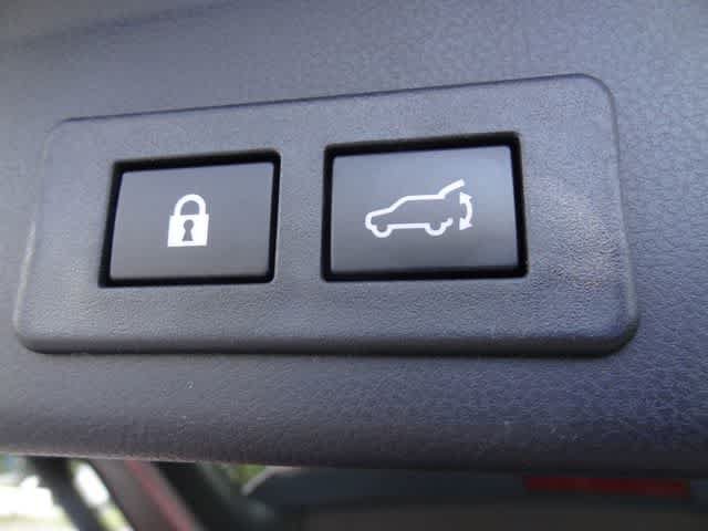 Used 2023 Subaru Ascent Limited AWD/4WD image 11