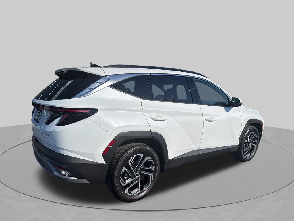 Used 2026 Hyundai Tucson Limited AWD/4WD image 8