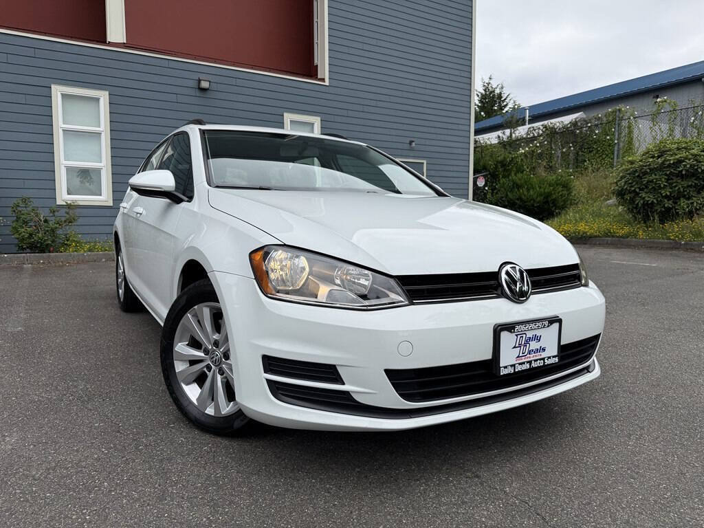Used 2017 Volkswagen Golf S AWD/4WD image 1