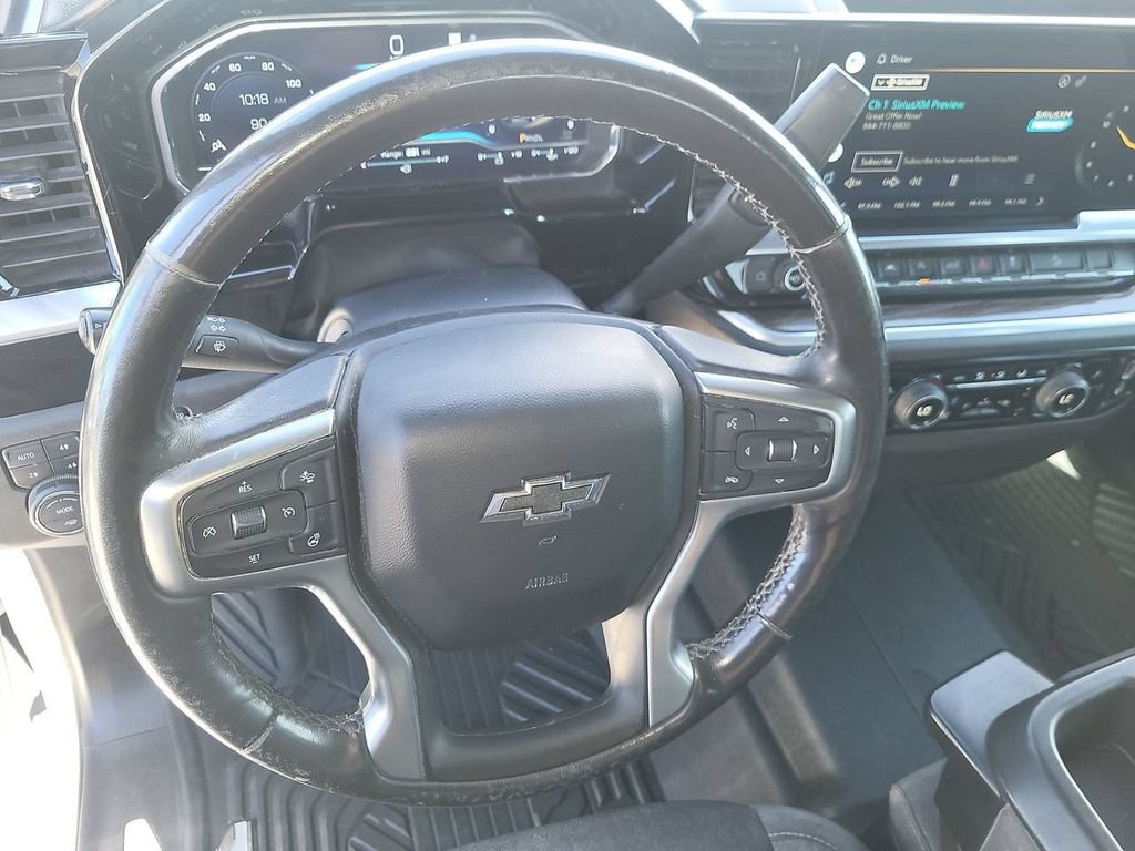 Used 2022 Chevrolet Silverado 1500 RST AWD/4WD image 18