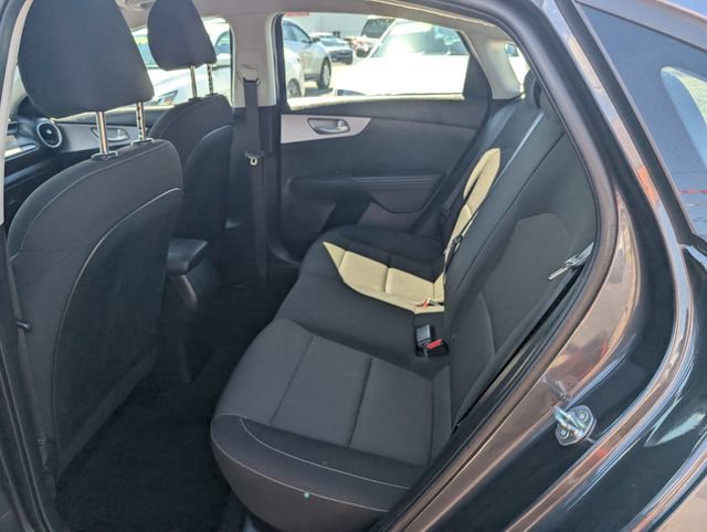 Used 2024 Kia Forte LXS FWD image 9