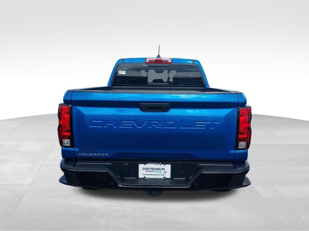Used 2024 Chevrolet Colorado Trail Boss w/ Technology Package AWD/4WD image 4