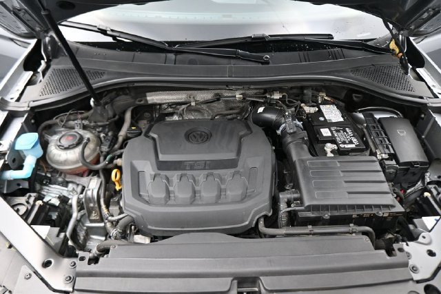 Used 2023 Volkswagen Tiguan SE FWD image 12