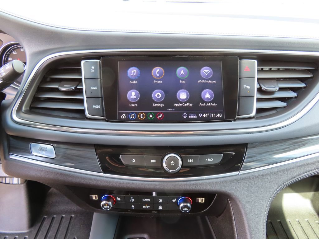 Certified 2020 Buick Enclave Essence w/ Sound and Sites Package AWD/4WD image 18