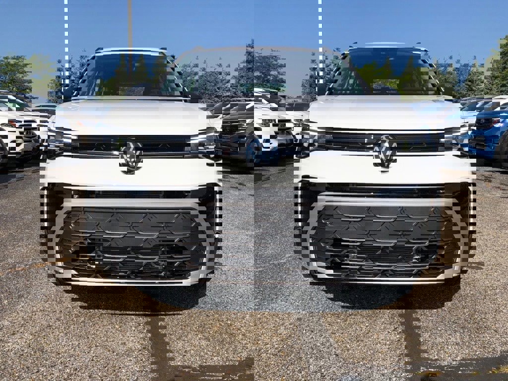 New 2025 Volkswagen Taos S image 2