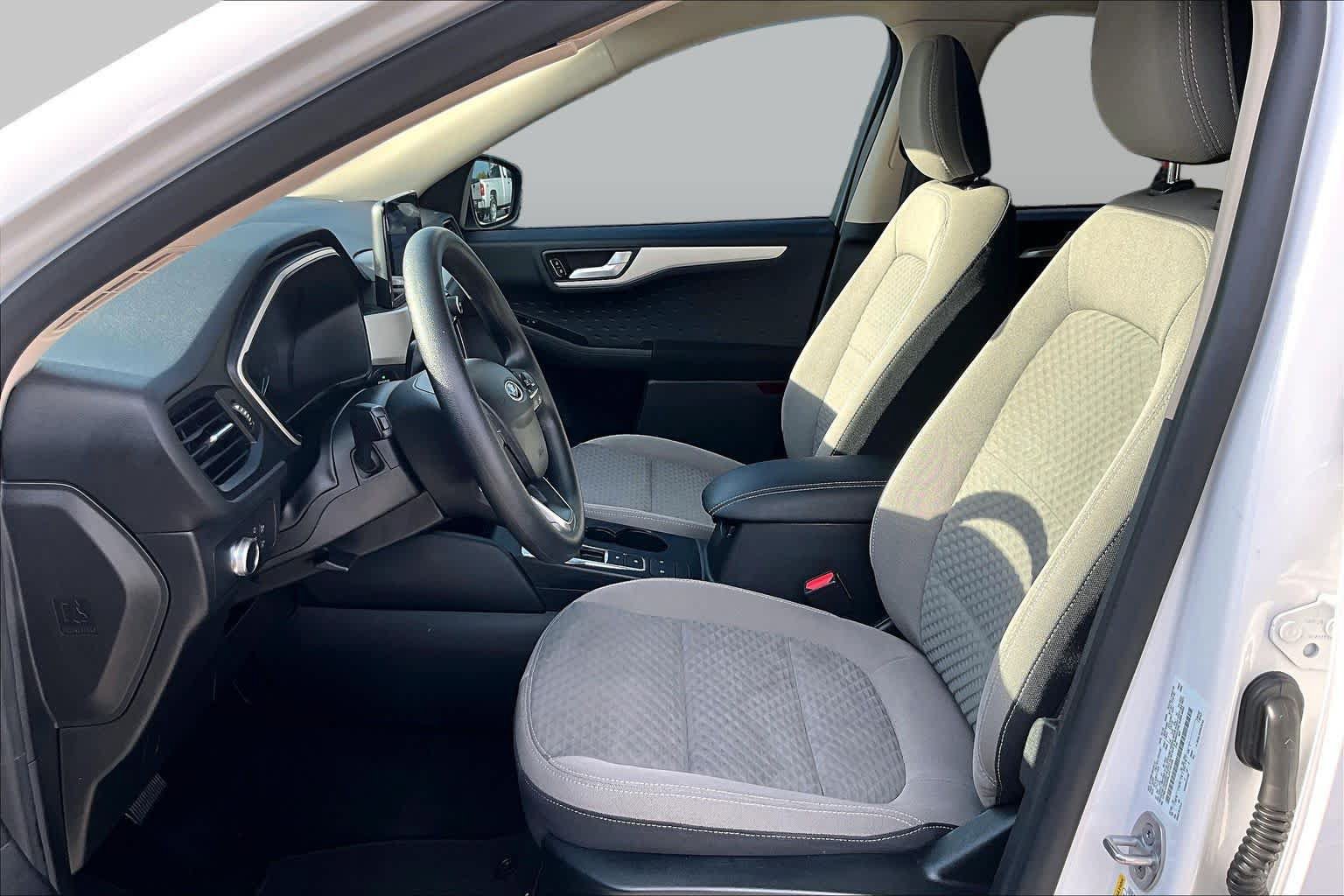 Used 2020 Ford Escape SE FWD image 8