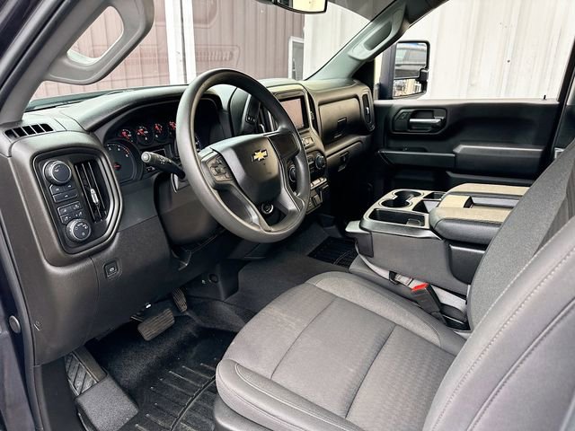 Used 2024 Chevrolet Silverado 2500 Custom w/ Custom Value Package image 11