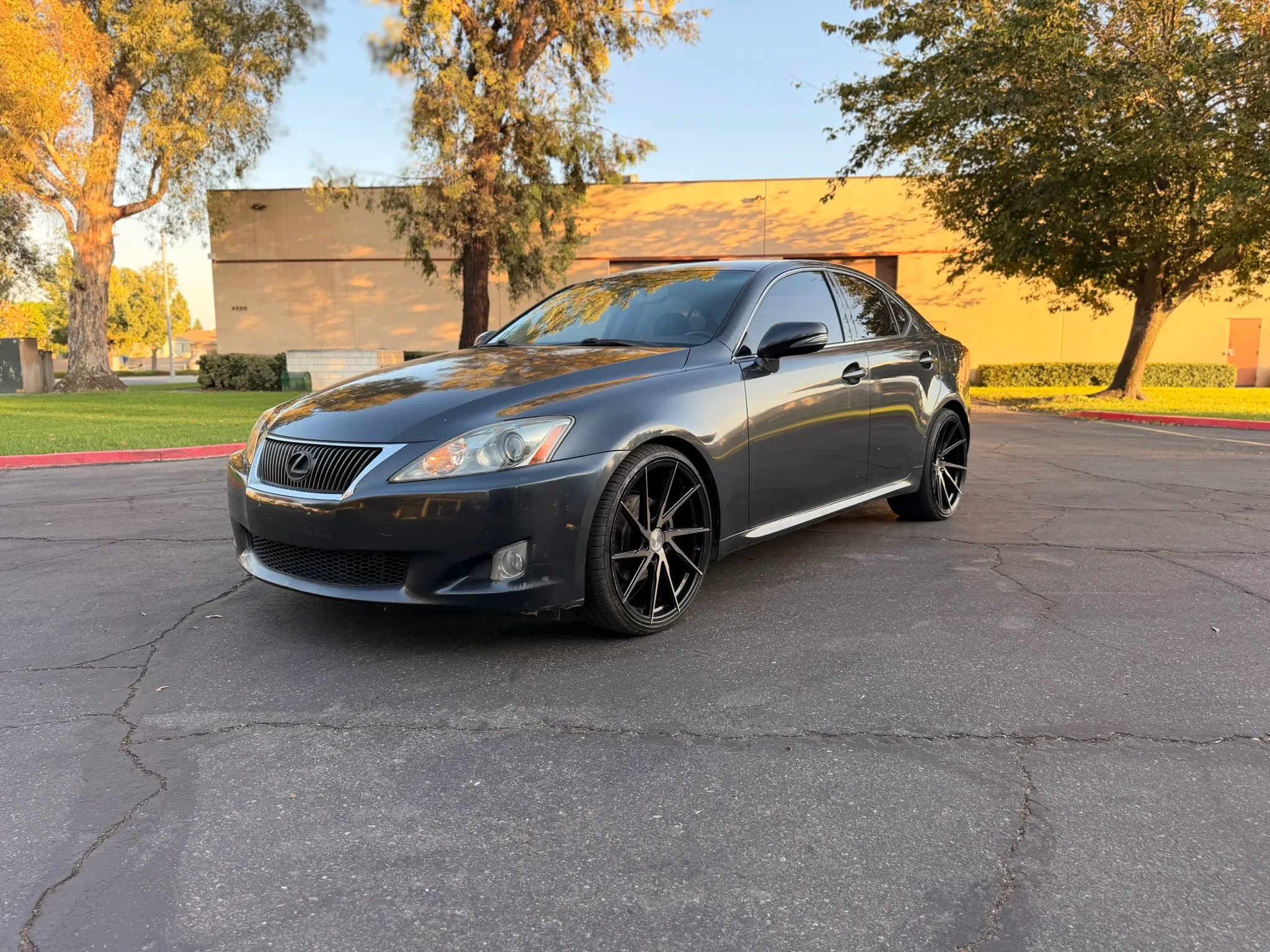 Used 2010 Lexus IS 250 w/ Preferred Accessory Package RWD image 1