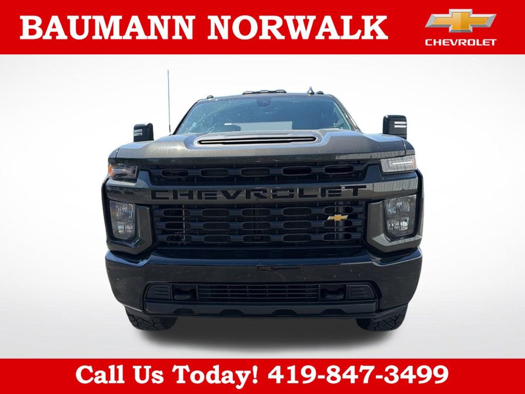 Used 2022 Chevrolet Silverado 2500 Custom w/ Custom Convenience Package AWD/4WD image 3