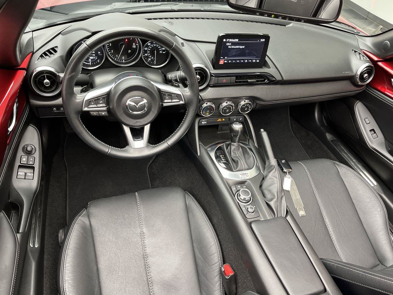 Used 2021 MAZDA MX-5 Miata RF Grand Touring RWD image 4