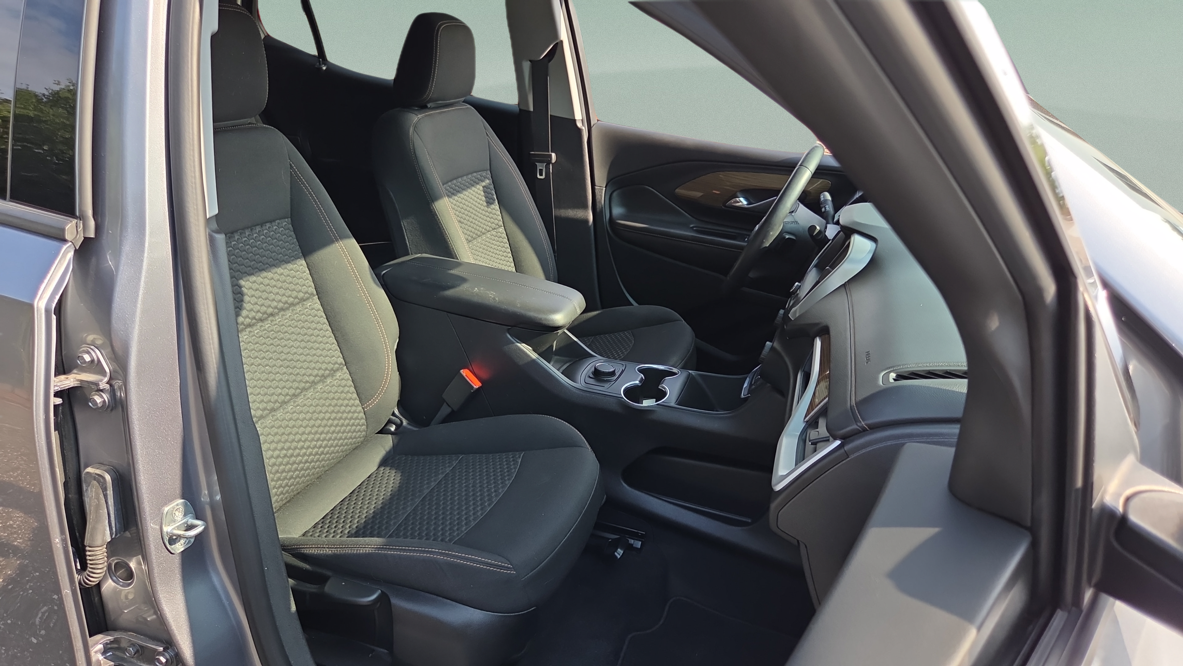 Certified 2020 GMC Terrain SLE FWD image 15