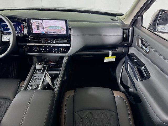 New 2026 Nissan Pathfinder Platinum w/ Cargo Package AWD/4WD image 22