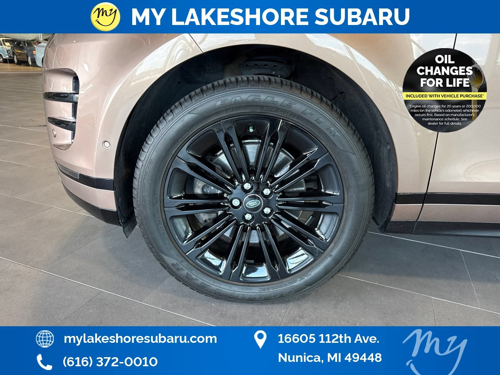 Used 2024 Land Rover Range Rover Evoque Dynamic SE AWD/4WD image 9
