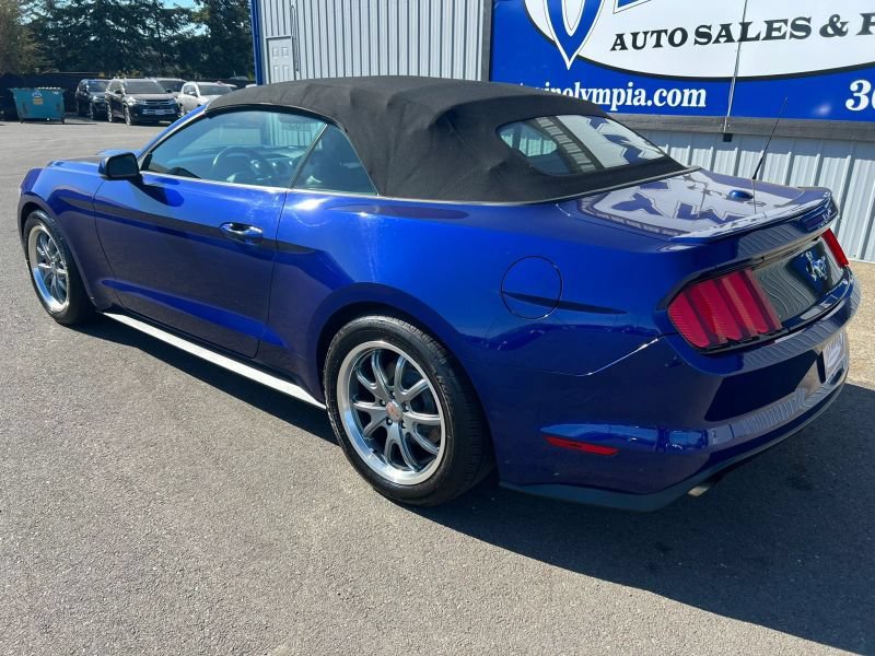Used 2016 Ford Mustang Premium w/ Equipment Group 201A RWD image 14