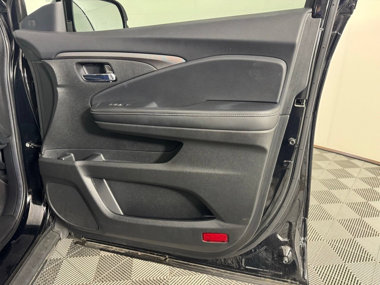 Used 2023 Honda Ridgeline RTL image 40