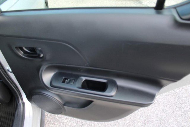 Used 2018 Toyota Prius C One image 16