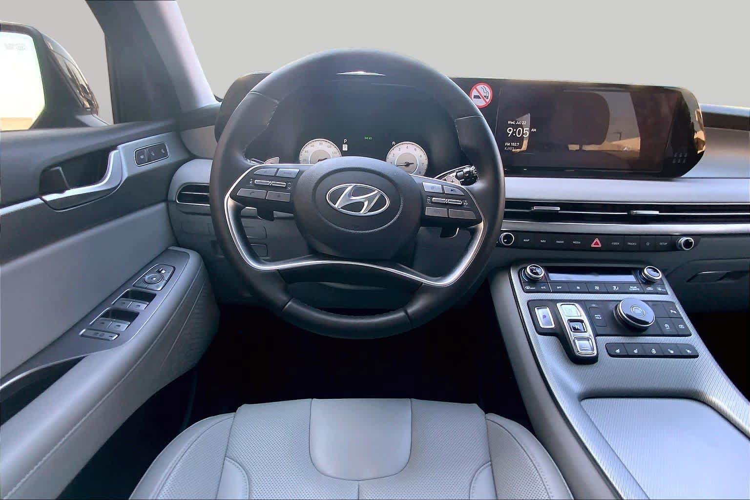 Used 2025 Hyundai Palisade SEL FWD image 6