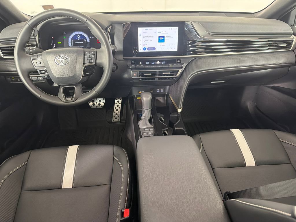 Used 2025 Toyota Camry SE FWD image 22