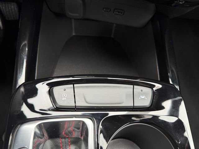 Used 2025 Chevrolet Trax RS w/ Driver Confidence Package image 23