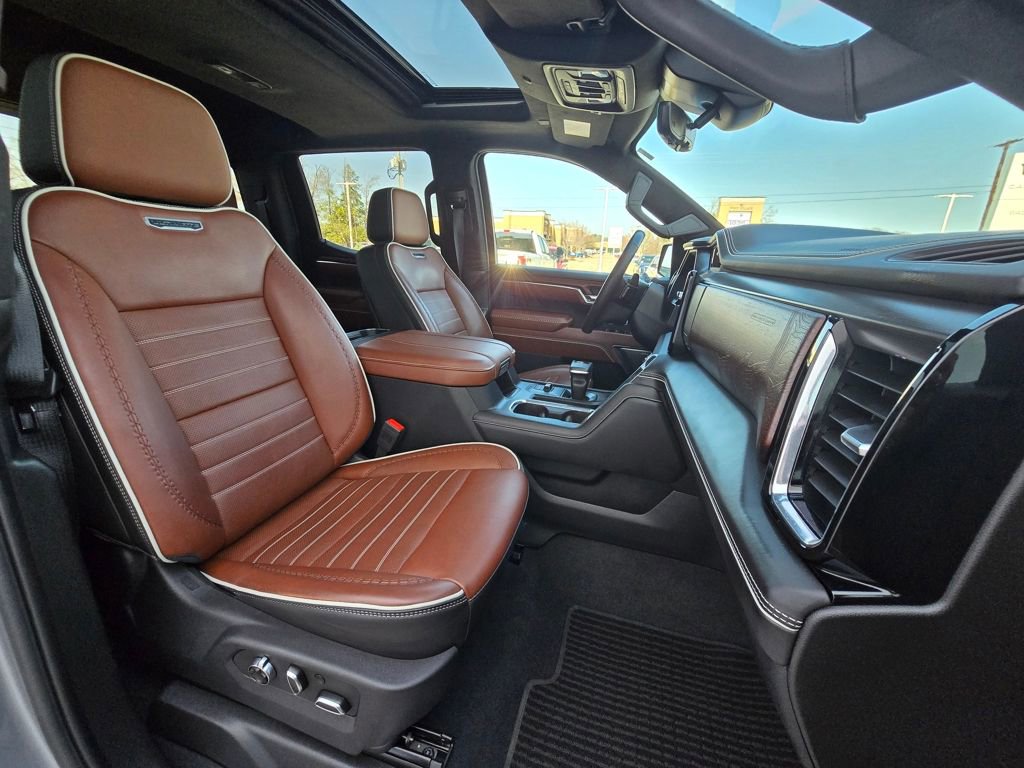 Used 2024 GMC Sierra 1500 Denali Ultimate image 13