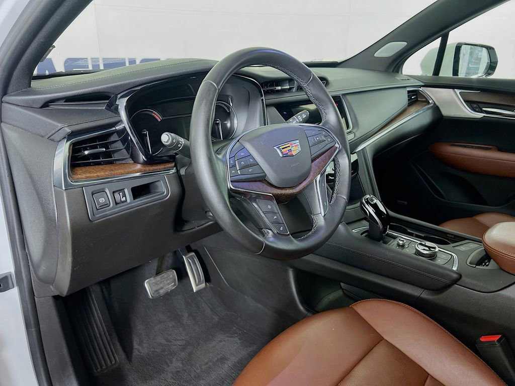 Used 2021 Cadillac XT5 Sportv w/ LPO, Floor Liner Package image 11