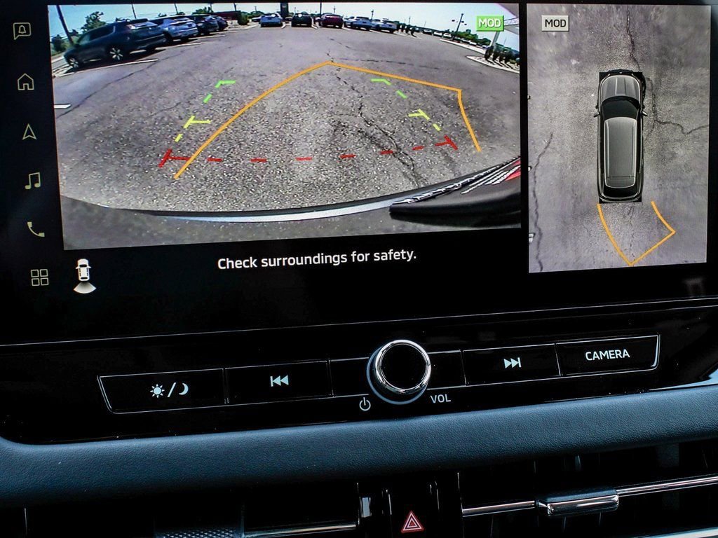 New 2025 Mitsubishi Outlander SE image 19