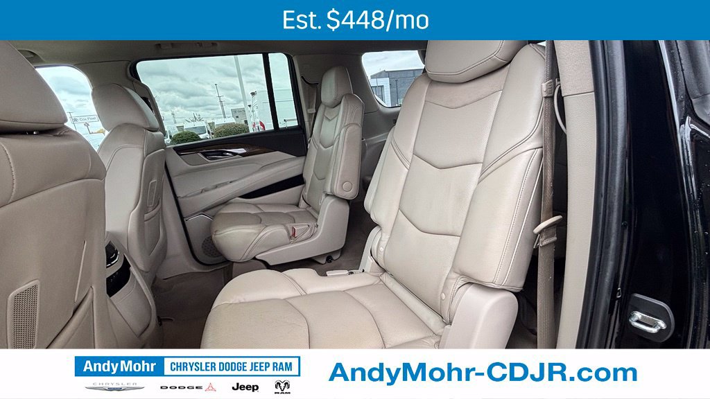 Used 2019 Cadillac Escalade ESV Luxury AWD/4WD image 13