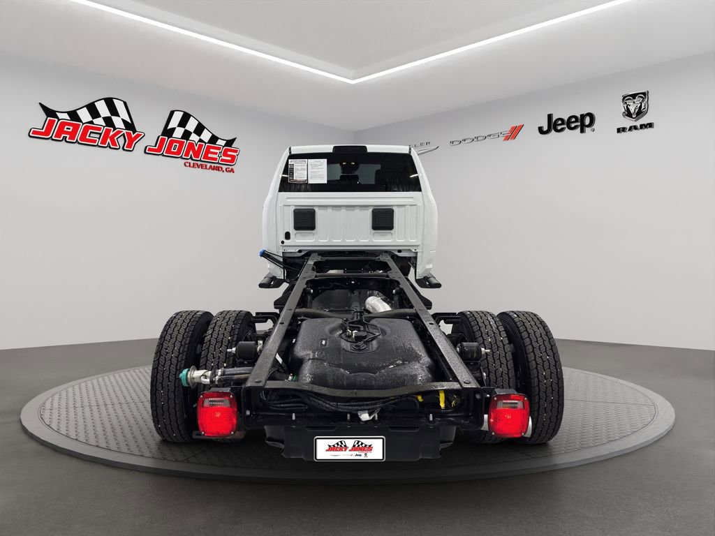 Used 2025 RAM 5500 Tradesman image 9