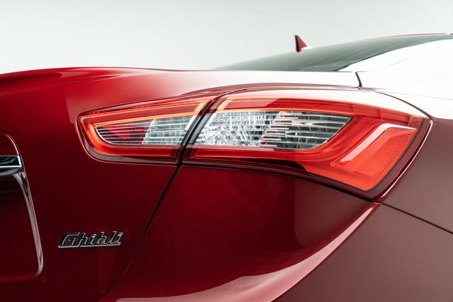 Used 2016 Maserati Ghibli S Q4 AWD/4WD image 15