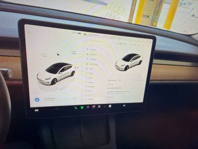 Used 2023 Tesla Model 3 Standard Range RWD image 8