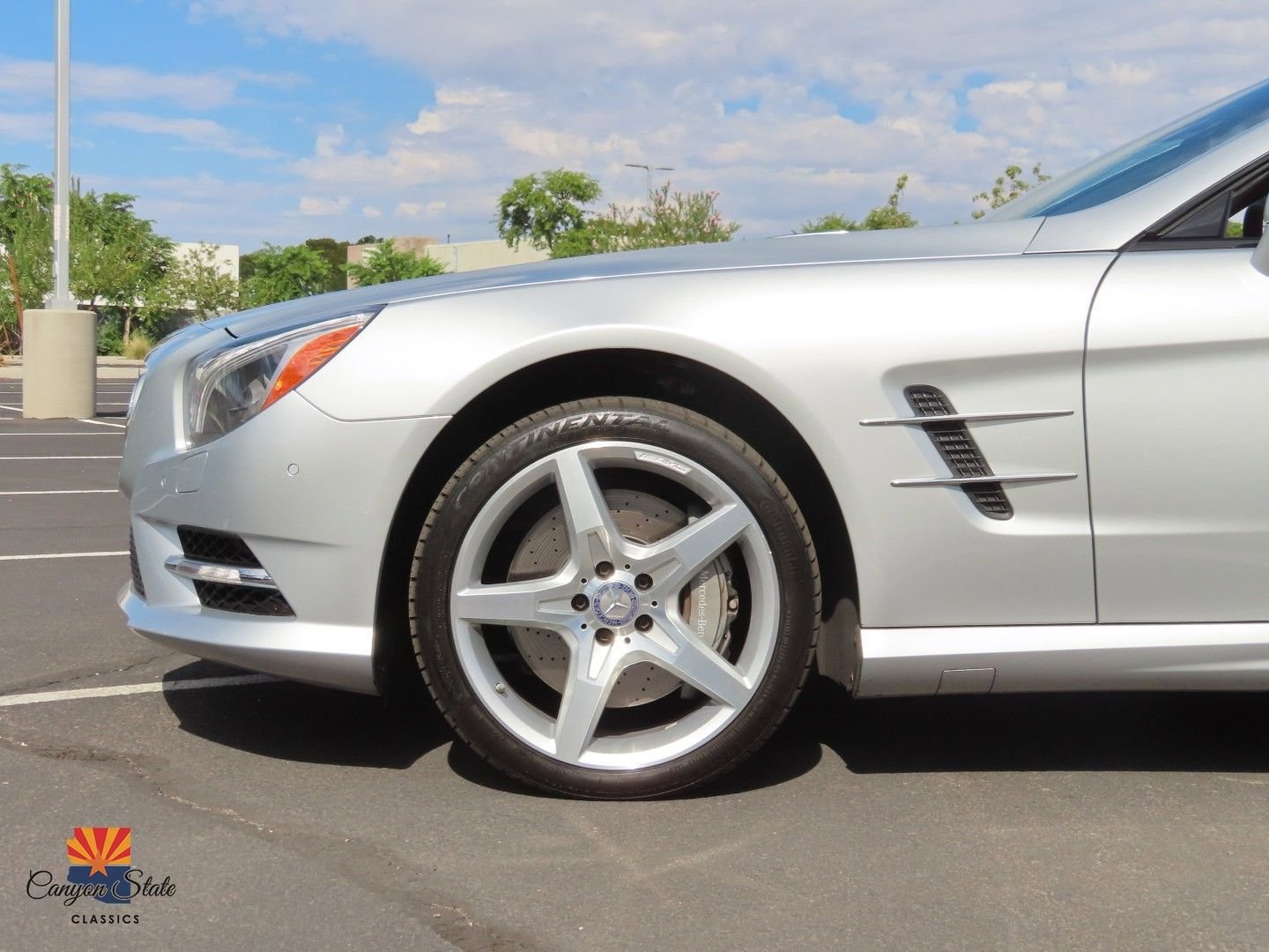 Used 2013 Mercedes-Benz SL 550 image 19