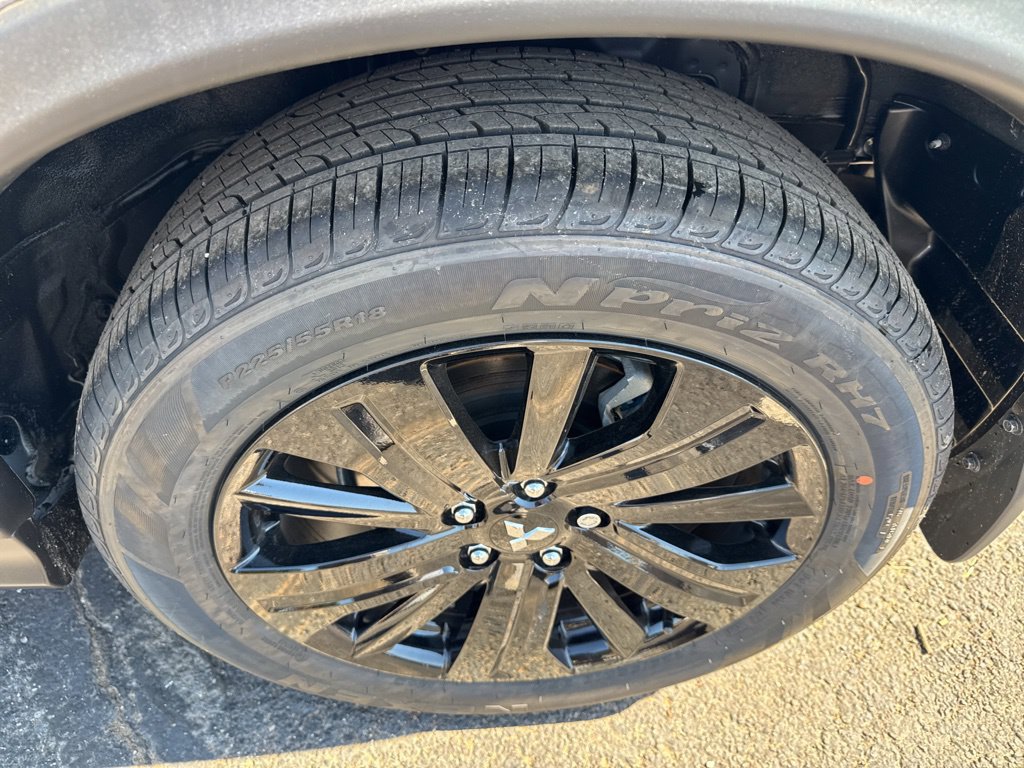 New 2027 Mitsubishi Outlander Sport LE FWD image 38