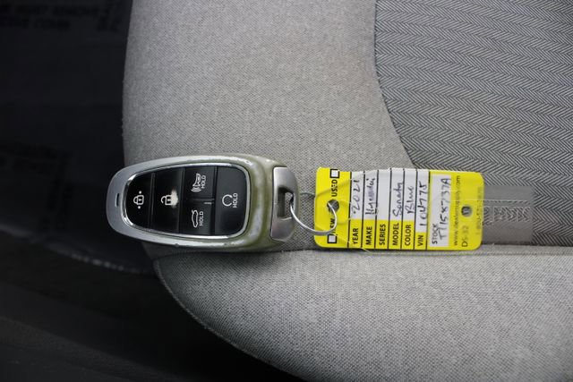 Used 2021 Hyundai Sonata SEL w/ Convenience Package image 7