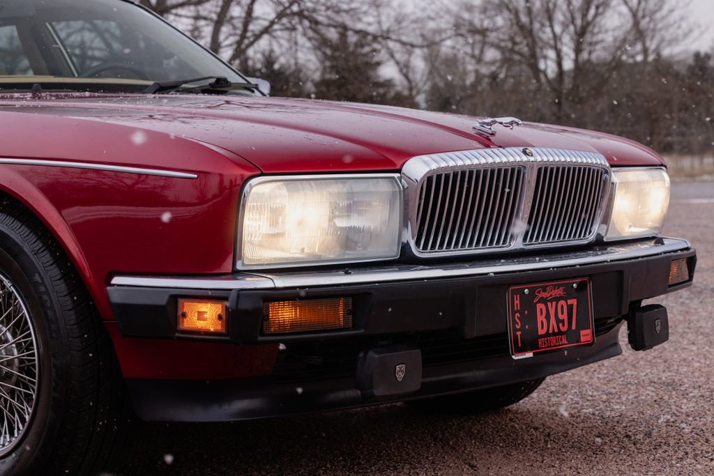 Used 1992 Jaguar XJ Vanden Plas image 89