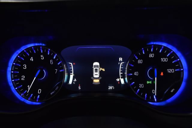 Certified 2025 Chrysler Pacifica Limited image 17