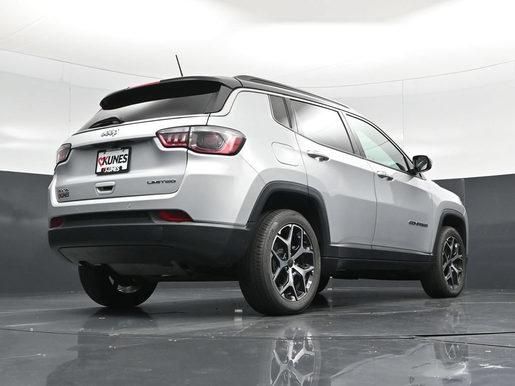 Used 2025 Jeep Compass Limited AWD/4WD image 52
