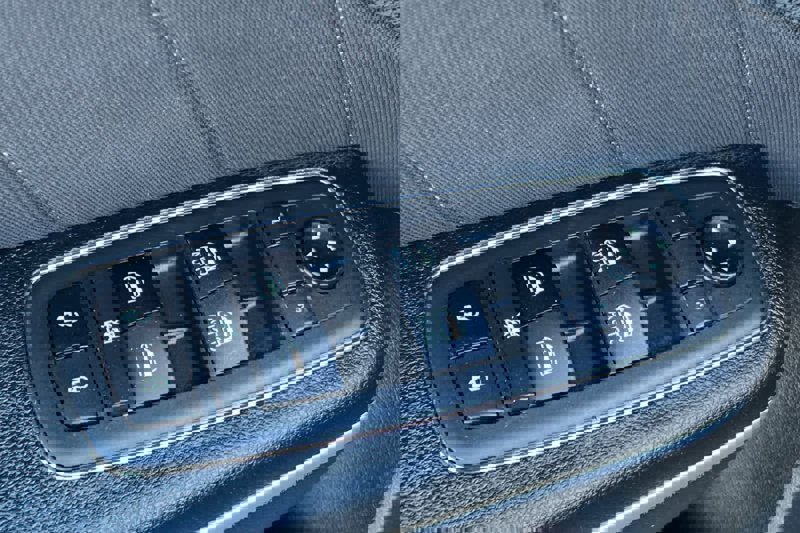 Used 2020 Dodge Charger SXT image 13