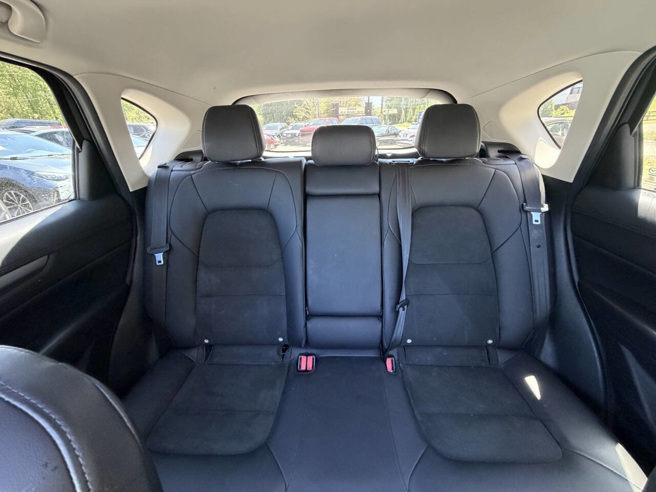 Used 2017 MAZDA CX-5 Touring w/ Preferred Equipment Package AWD/4WD image 24