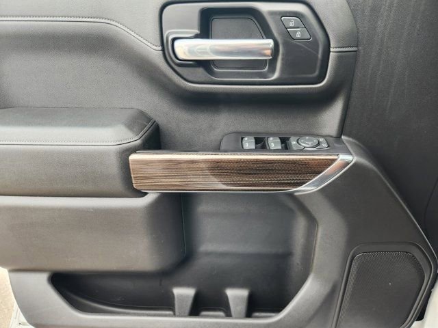 Used 2020 Chevrolet Silverado 1500 LT w/ All-Star Edition image 24