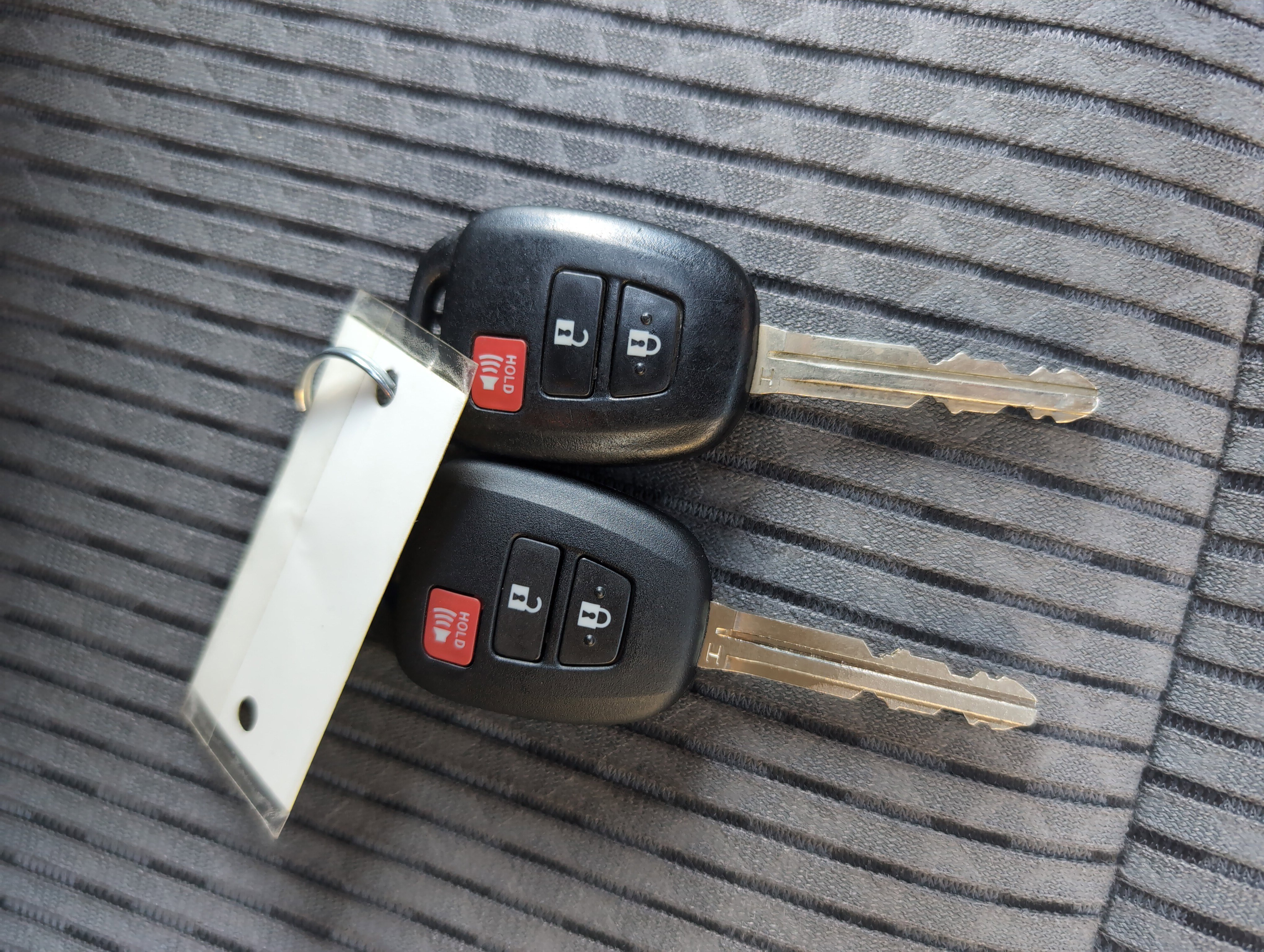 Certified 2020 Toyota 4Runner SR5 image 31