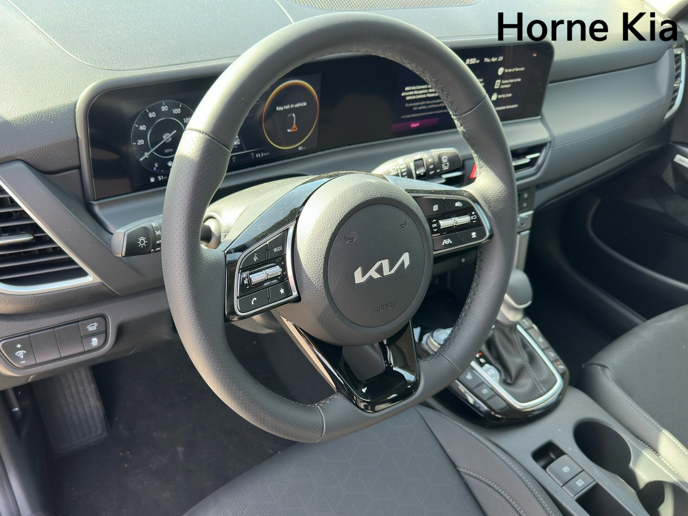 New 2026 Kia Seltos SX AWD/4WD image 10