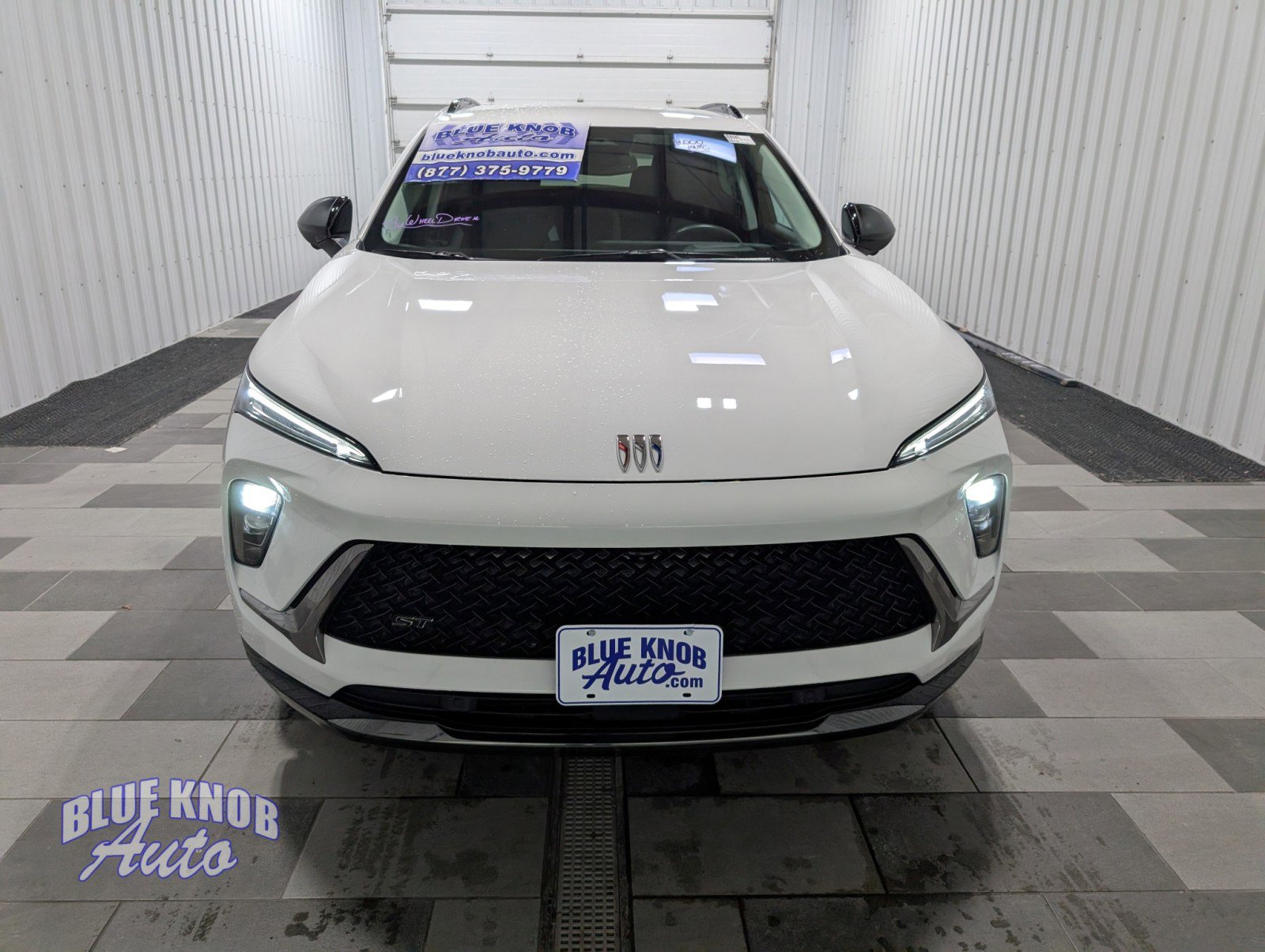 Used 2025 Buick Envision Sport Touring image 6