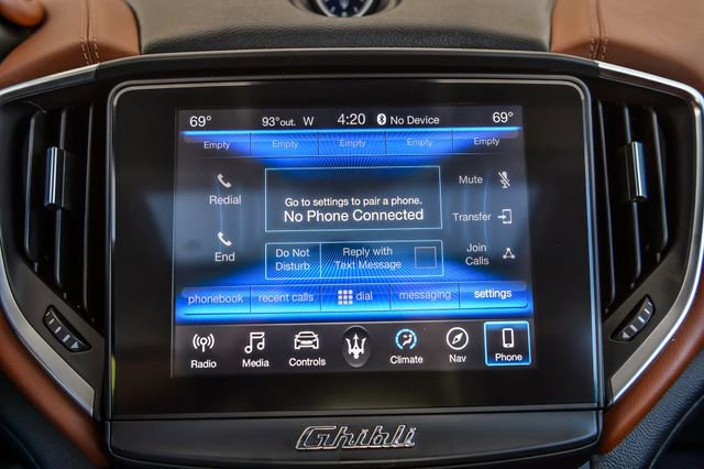 Used 2018 Maserati Ghibli RWD image 24