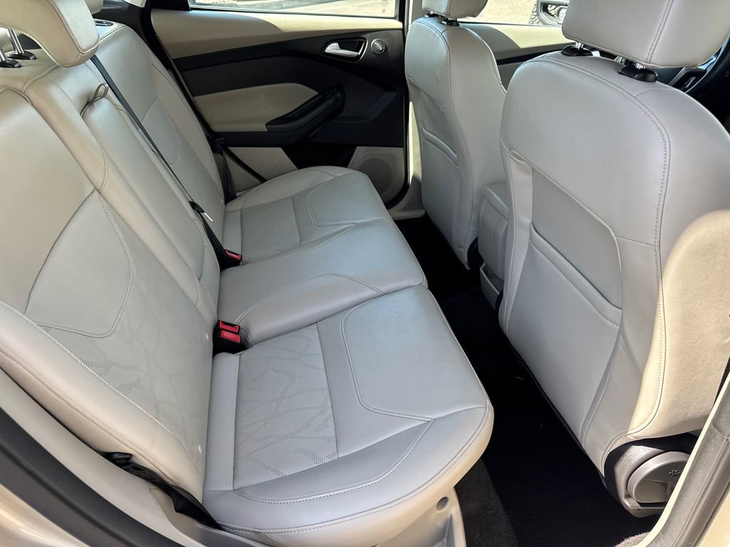 Used 2017 Ford Focus Electric Hatchback image 17