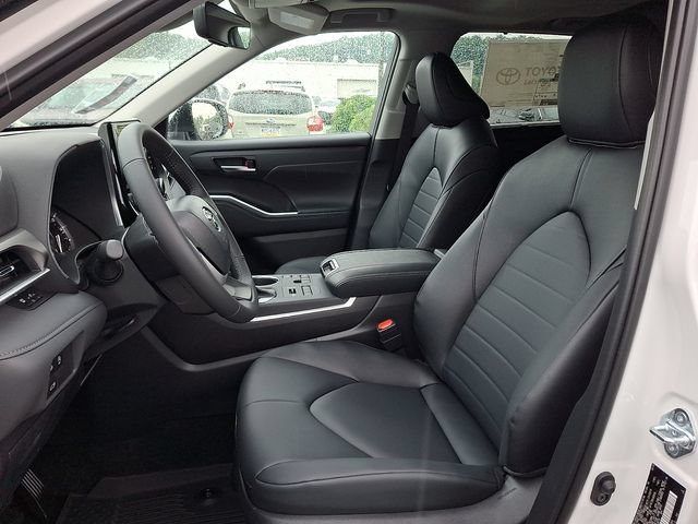 New 2026 Toyota Highlander XLE AWD/4WD image 6