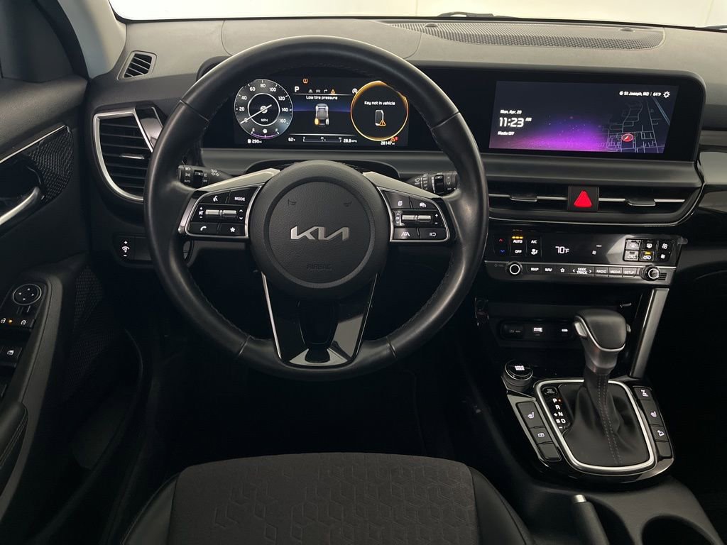 Used 2024 Kia Seltos S image 33